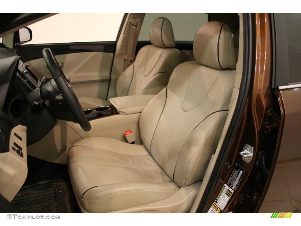 Ivory Interior 2010 Toyota Venza V6 AWD Photo #45931006