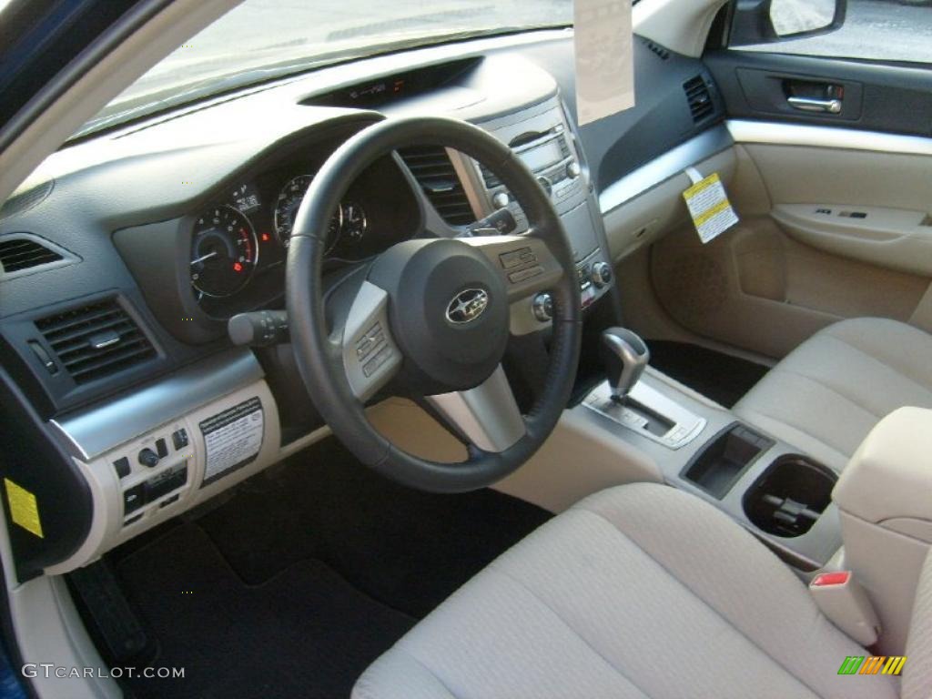 Warm Ivory Interior 2010 Subaru Outback 2.5i Premium Wagon Photo #45931570