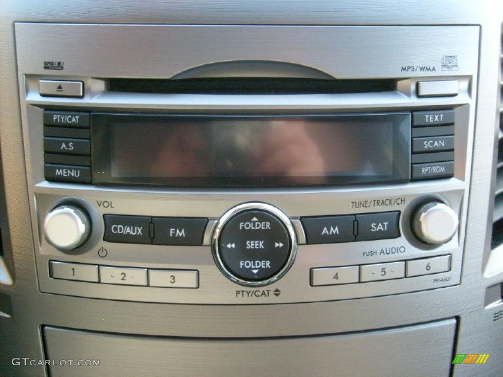 2010 Subaru Outback 2.5i Premium Wagon Controls Photo #45931636