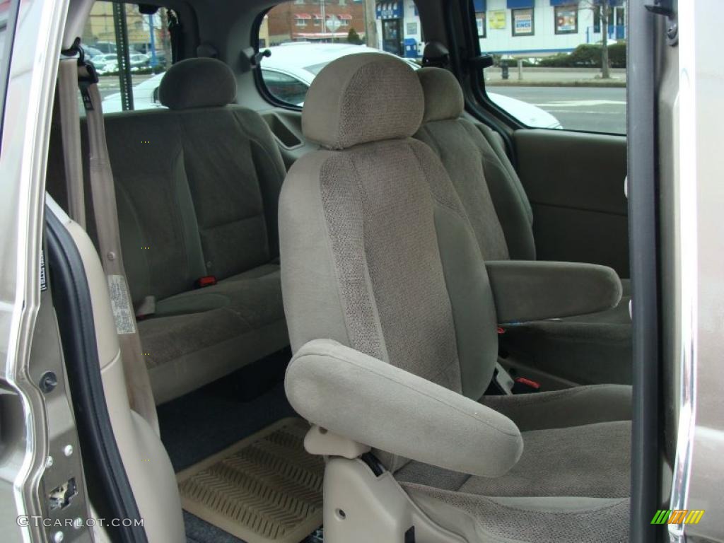 Slate Interior 2002 Nissan Quest SE Photo #45932805