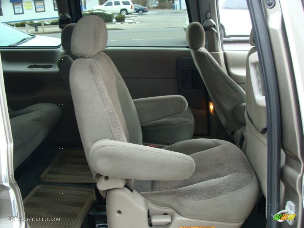 Slate Interior 2002 Nissan Quest SE Photo #45932814