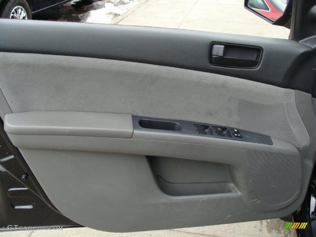 2009 Sentra 2.0 - Super Black / Charcoal photo #9