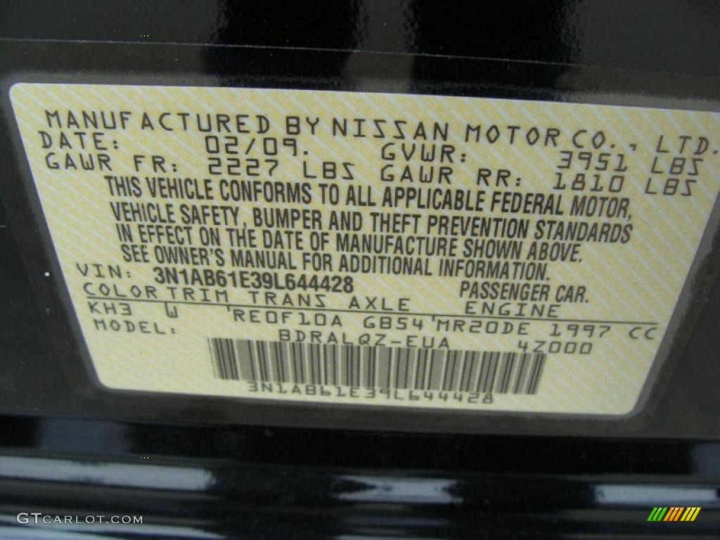 2009 Sentra 2.0 - Super Black / Charcoal photo #24