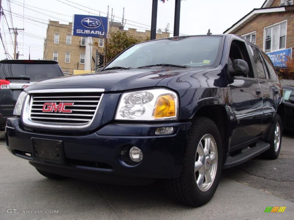 2007 Envoy SLE 4x4 - Midnight Blue Metallic / Light Gray photo #1