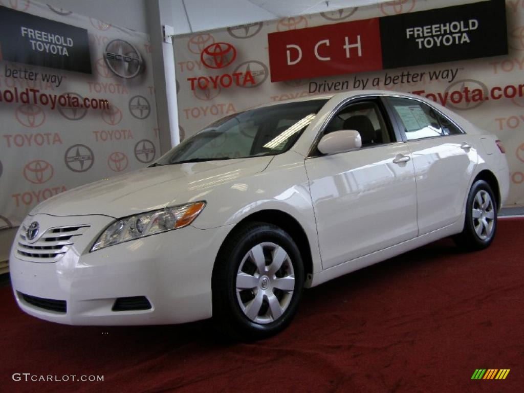 2008 Camry LE - Super White / Bisque photo #1