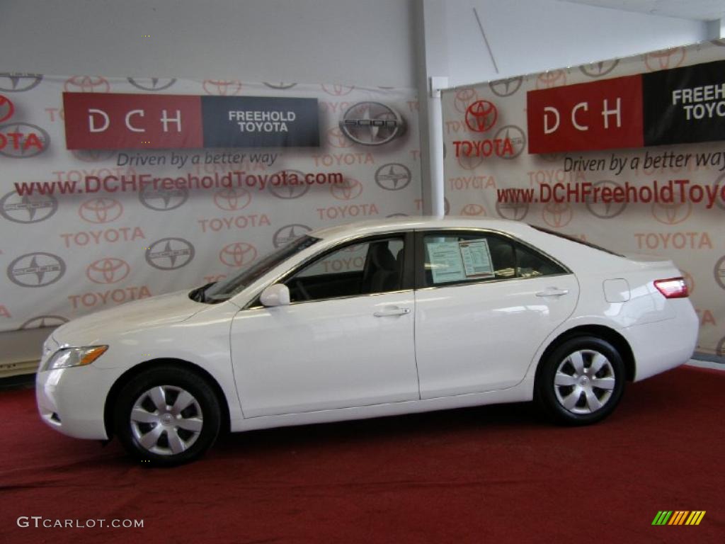 2008 Camry LE - Super White / Bisque photo #4