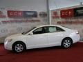 Super White - Camry LE Photo No. 4