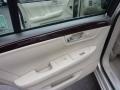 2009 Gold Mist Cadillac DTS   photo #13