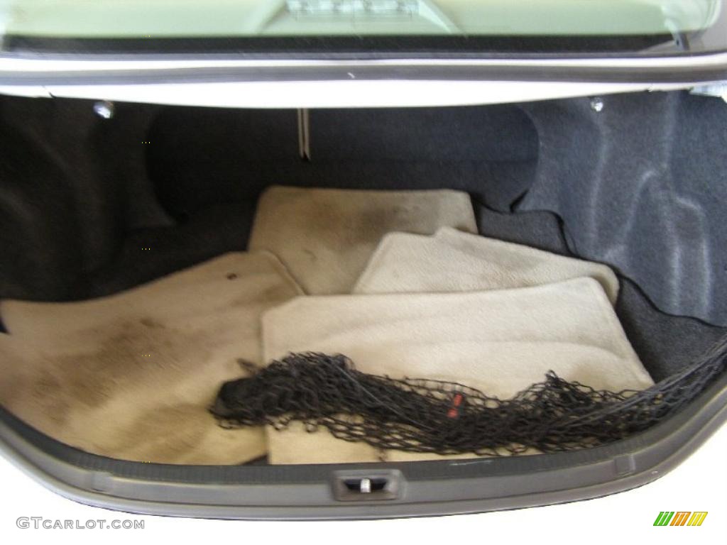 2008 Camry LE - Super White / Bisque photo #21