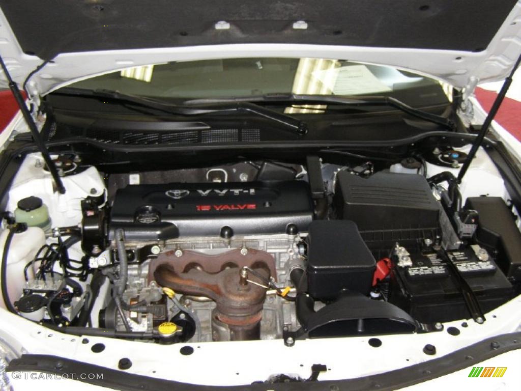 2008 Camry LE - Super White / Bisque photo #29