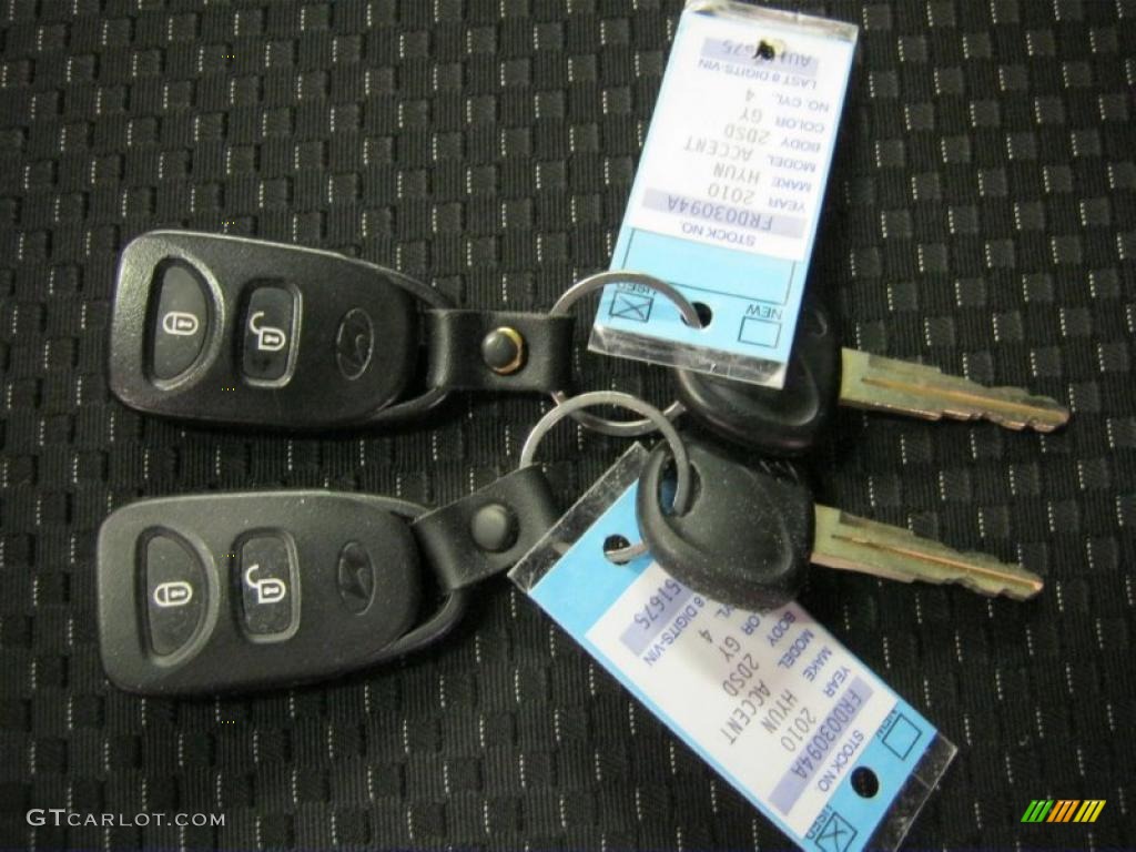 2010 Accent GS 3 Door - Charcoal Gray / Black photo #24