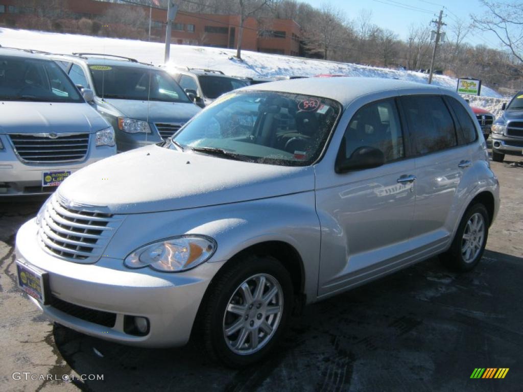 Bright Silver Metallic Chrysler PT Cruiser