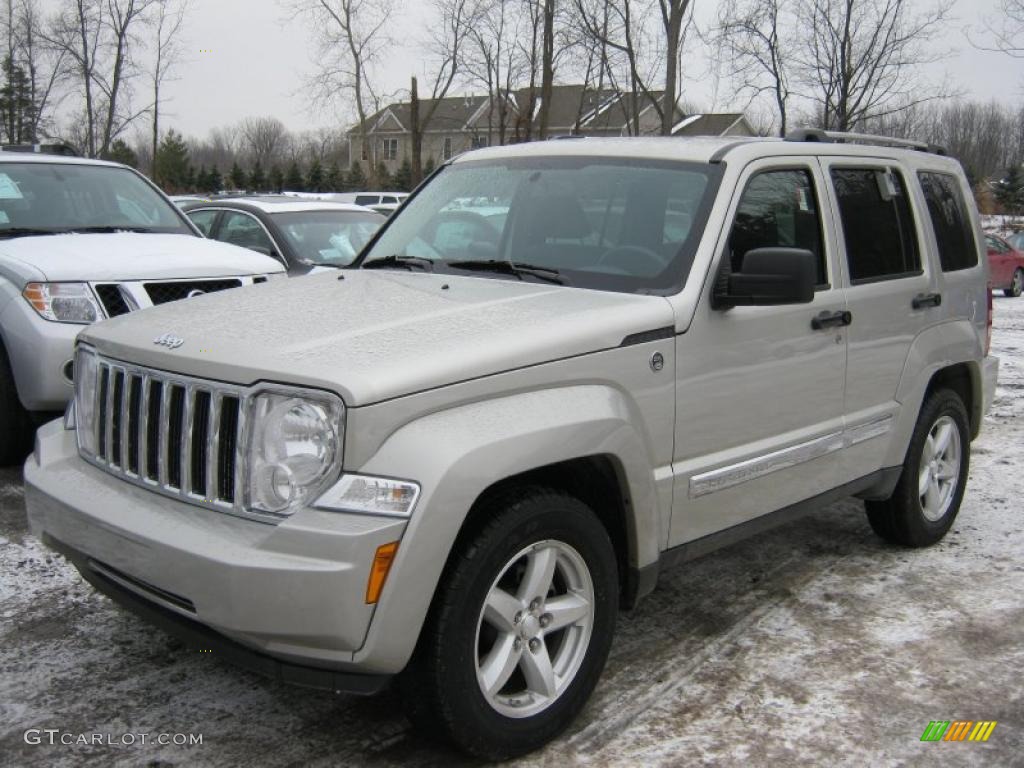 2009 Liberty Limited 4x4 - Light Graystone Pearl / Dark Slate Gray photo #1