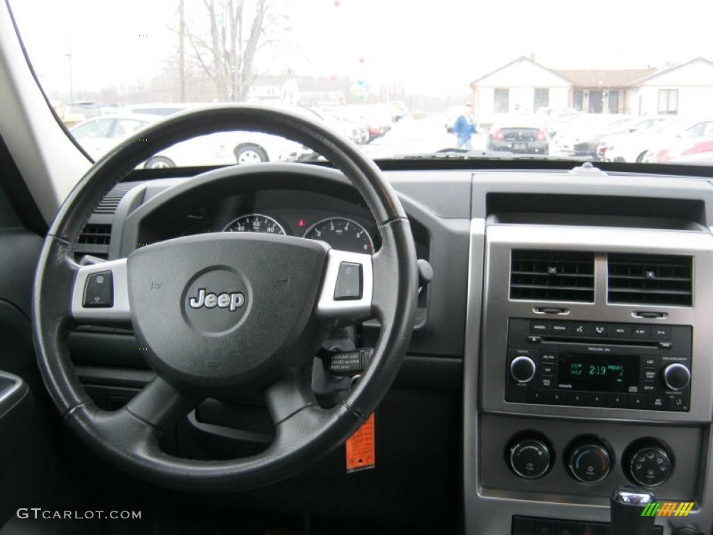 2009 Jeep Liberty Limited 4x4 Dark Slate Gray Dashboard Photo #45937077