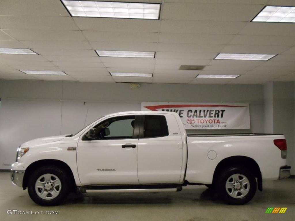 2008 Tundra SR5 Double Cab - Super White / Beige photo #3