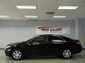 Black - Camry LE Photo No. 3