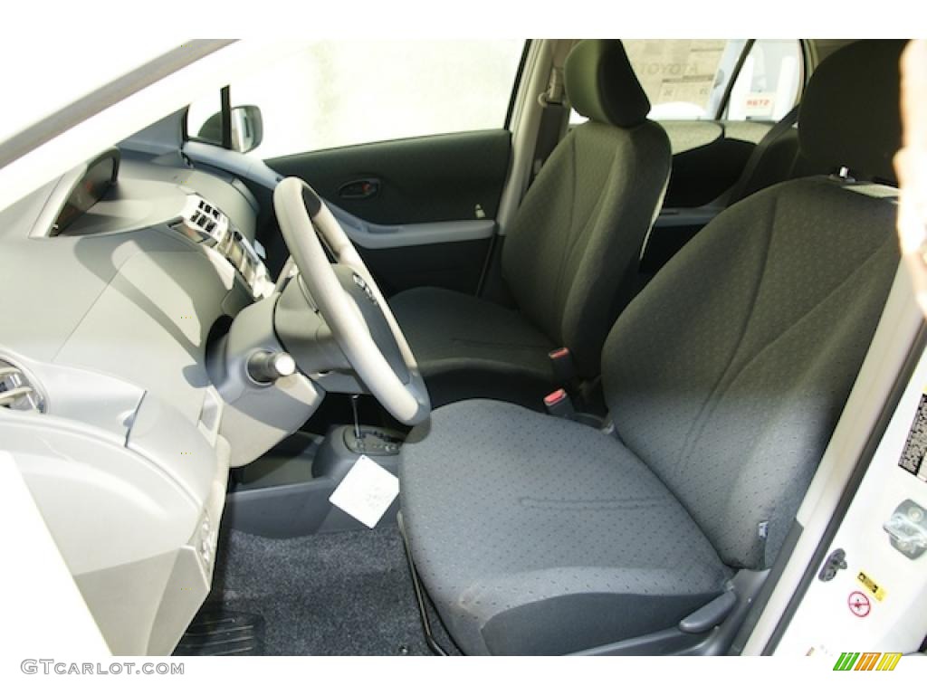 Dark Charcoal Interior 2011 Toyota Yaris 5 Door Liftback Photo #45945339