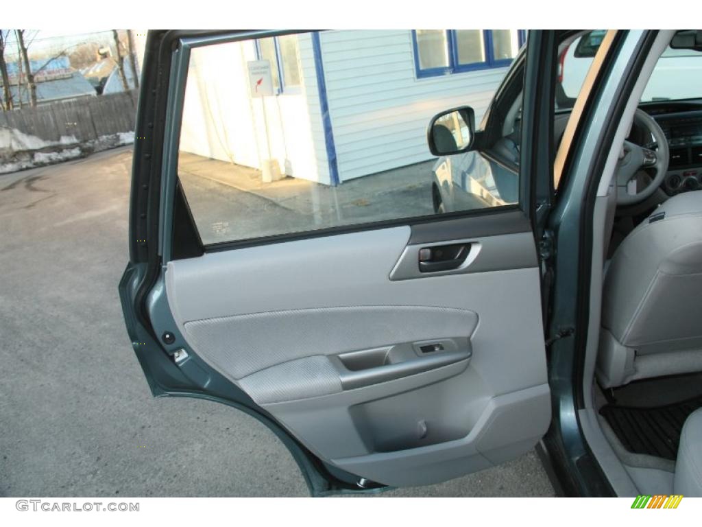 2009 Forester 2.5 X - Sage Green Metallic / Platinum photo #14