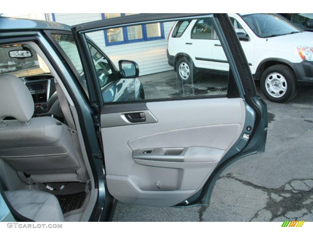 2009 Forester 2.5 X - Sage Green Metallic / Platinum photo #15