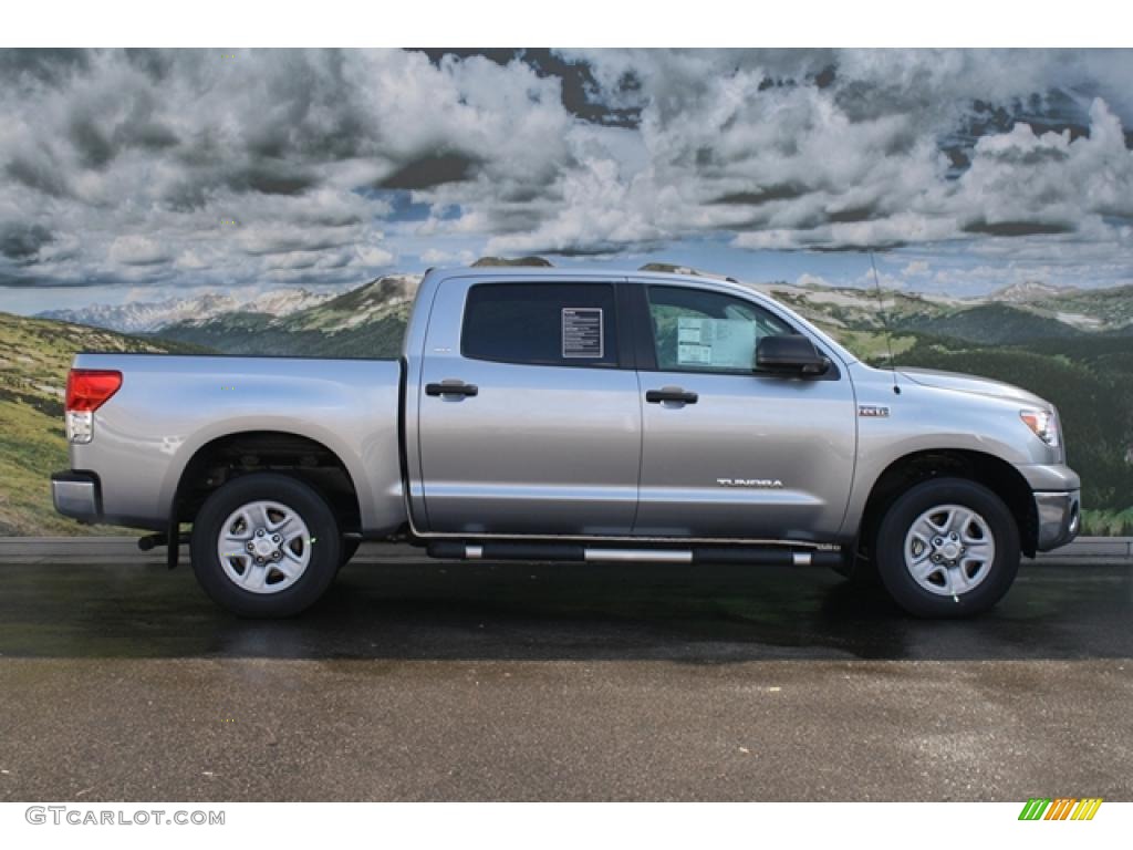 2011 Tundra SR5 CrewMax 4x4 - Silver Sky Metallic / Graphite Gray photo #2