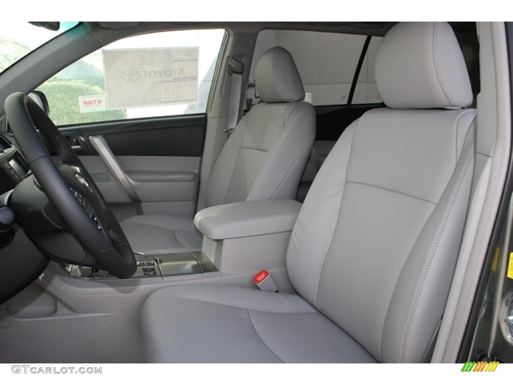 Ash Interior 2011 Toyota Highlander SE 4WD Photo #45946044