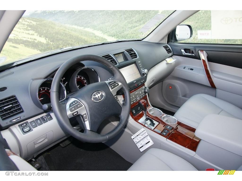 Ash Interior 2011 Toyota Highlander Limited 4WD Photo #45946272