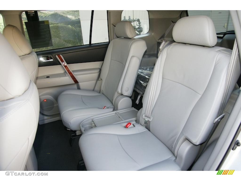 Ash Interior 2011 Toyota Highlander Limited 4WD Photo #45946584