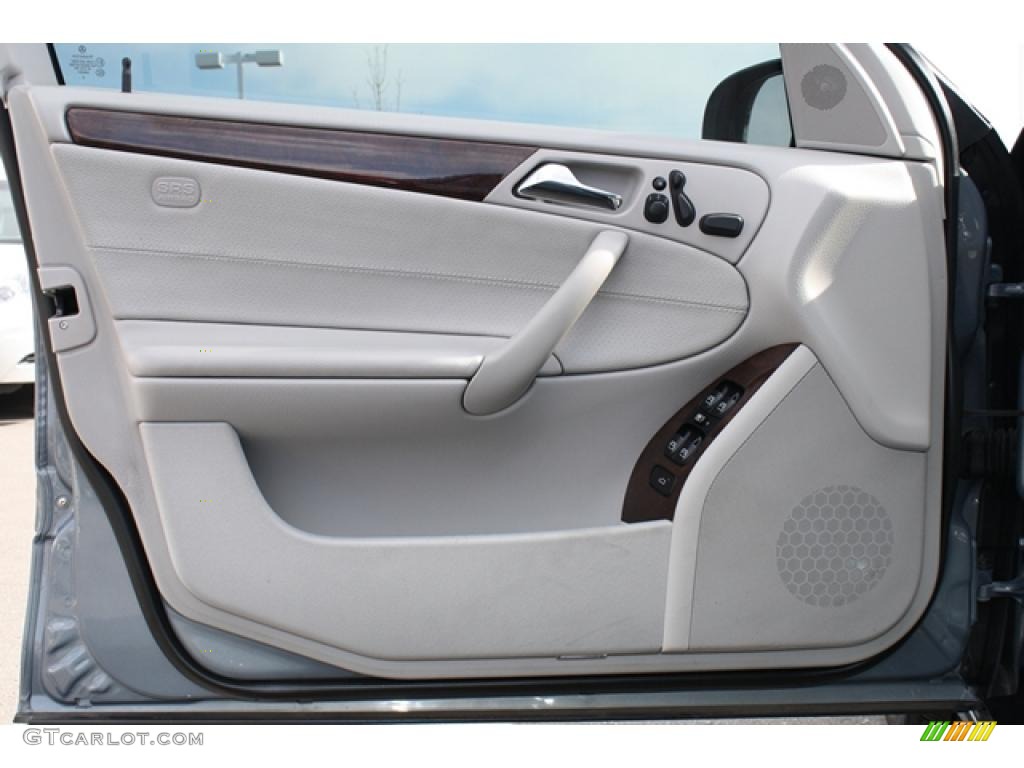 2007 Mercedes-Benz C 280 4Matic Luxury Ash Door Panel Photo #45946617