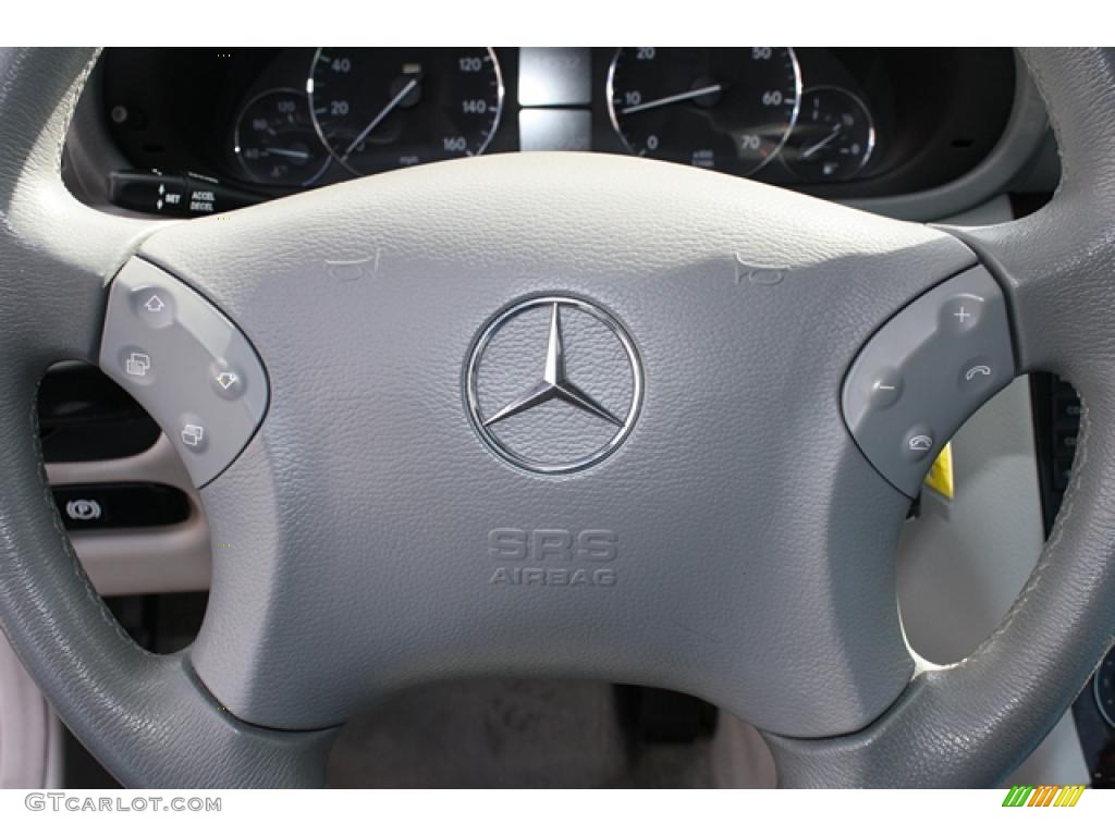 2007 Mercedes-Benz C 280 4Matic Luxury Controls Photo #45946629