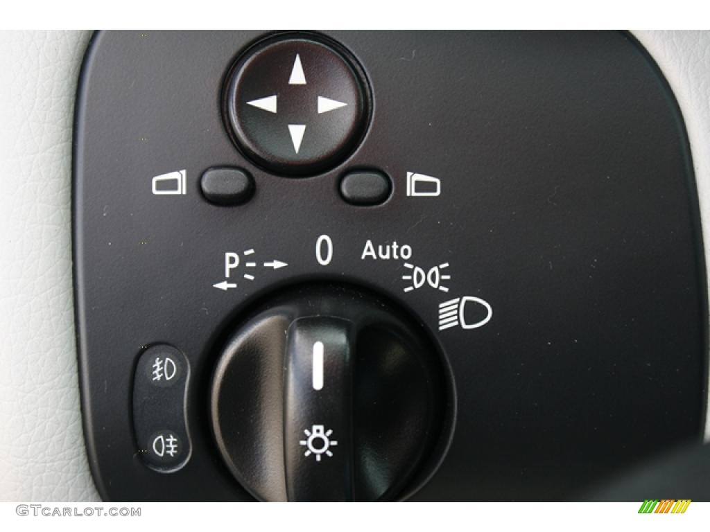 2007 Mercedes-Benz C 280 4Matic Luxury Controls Photo #45946662