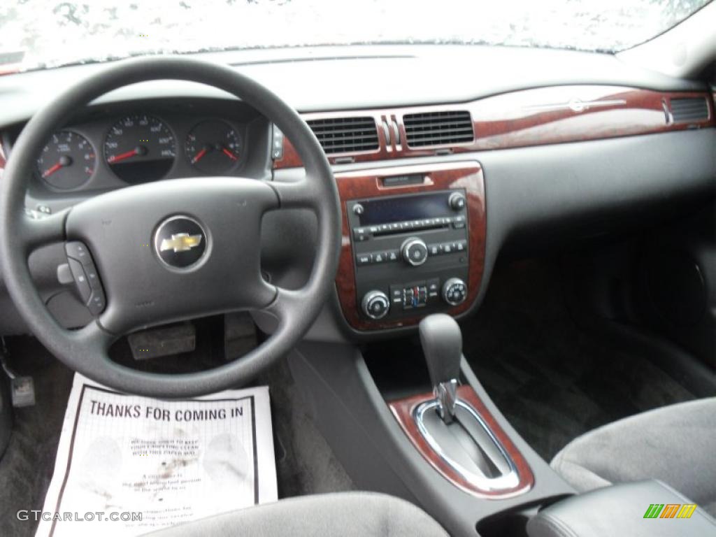 2009 Chevrolet Impala LS Ebony Dashboard Photo #45949440