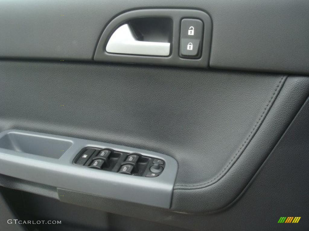 2008 Volvo S40 2.4i Controls Photo #45950064