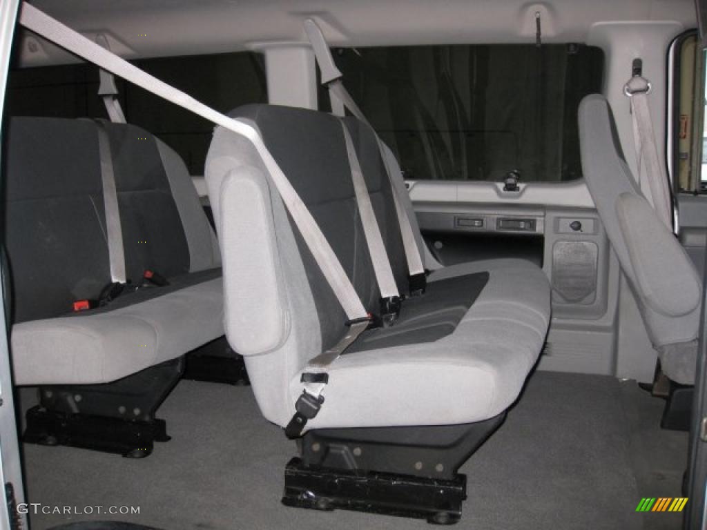 2008 E Series Van E350 Super Duty XLT 15 Passenger - Silver Metallic / Medium Flint photo #7