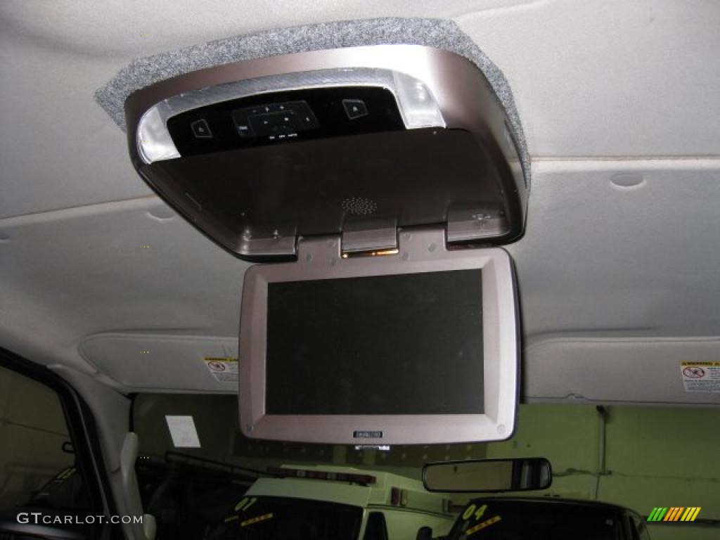 2008 E Series Van E350 Super Duty XLT 15 Passenger - Silver Metallic / Medium Flint photo #9