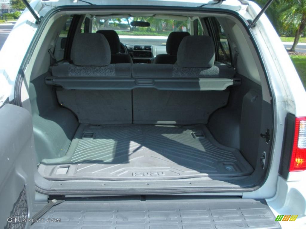 2002 Isuzu Rodeo LS Trunk Photo #45950430