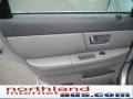 2001 Silver Frost Metallic Ford Taurus SES  photo #13