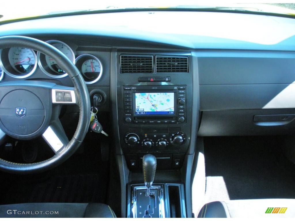 2007 Dodge Charger SRT-8 Super Bee Navigation Photos
