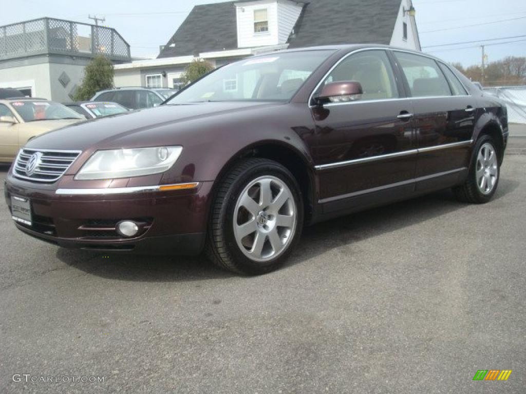 Nocturne Aubergine 2004 Volkswagen Phaeton V8 4Motion Sedan Exterior Photo #45951495