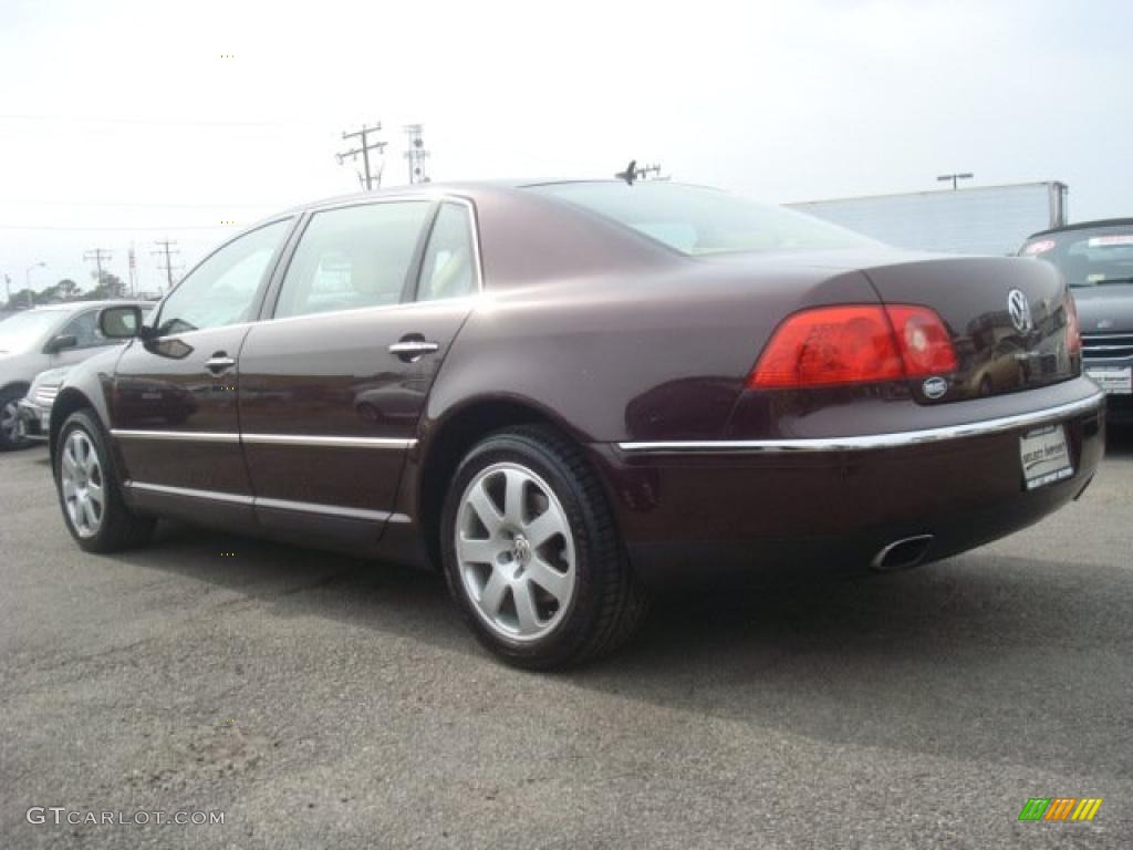 Nocturne Aubergine 2004 Volkswagen Phaeton V8 4Motion Sedan Exterior Photo #45951501