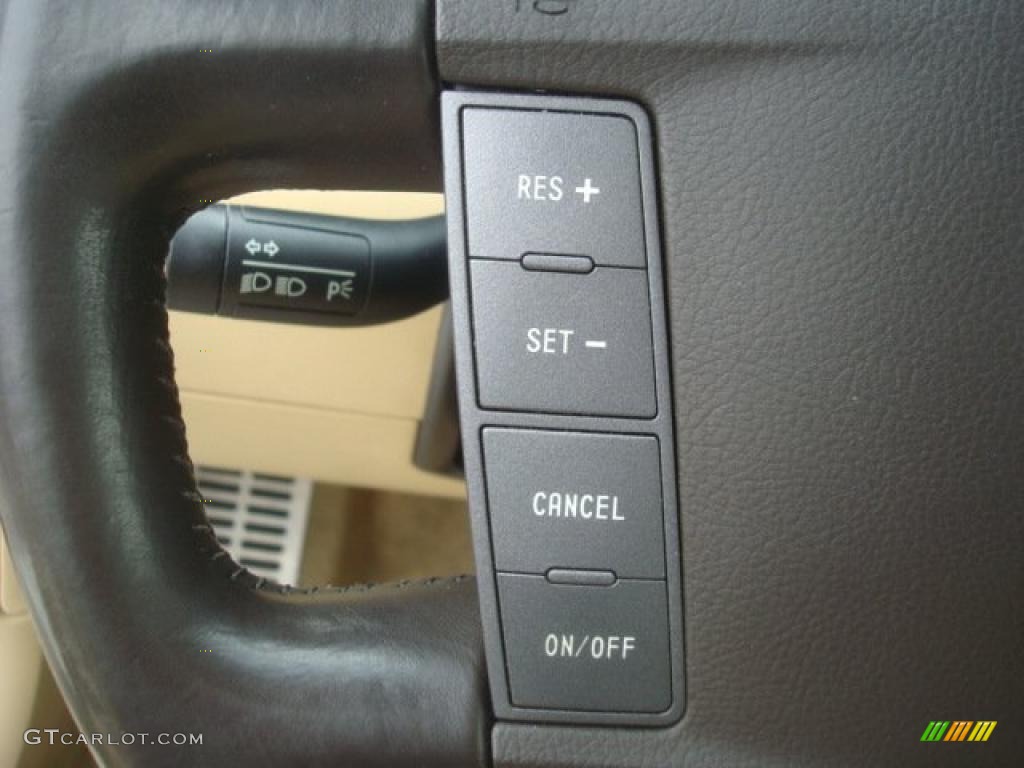 2004 Volkswagen Phaeton V8 4Motion Sedan Controls Photo #45951555