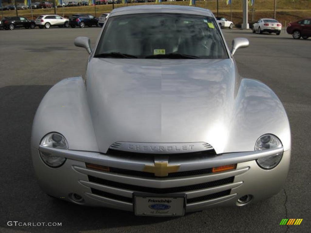 Ricochet Silver Metallic 2004 Chevrolet SSR Standard SSR Model Exterior Photo #45951927
