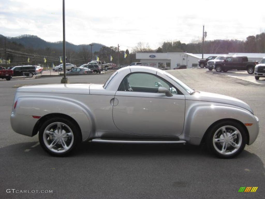 Ricochet Silver Metallic 2004 Chevrolet SSR Standard SSR Model Exterior Photo #45951945