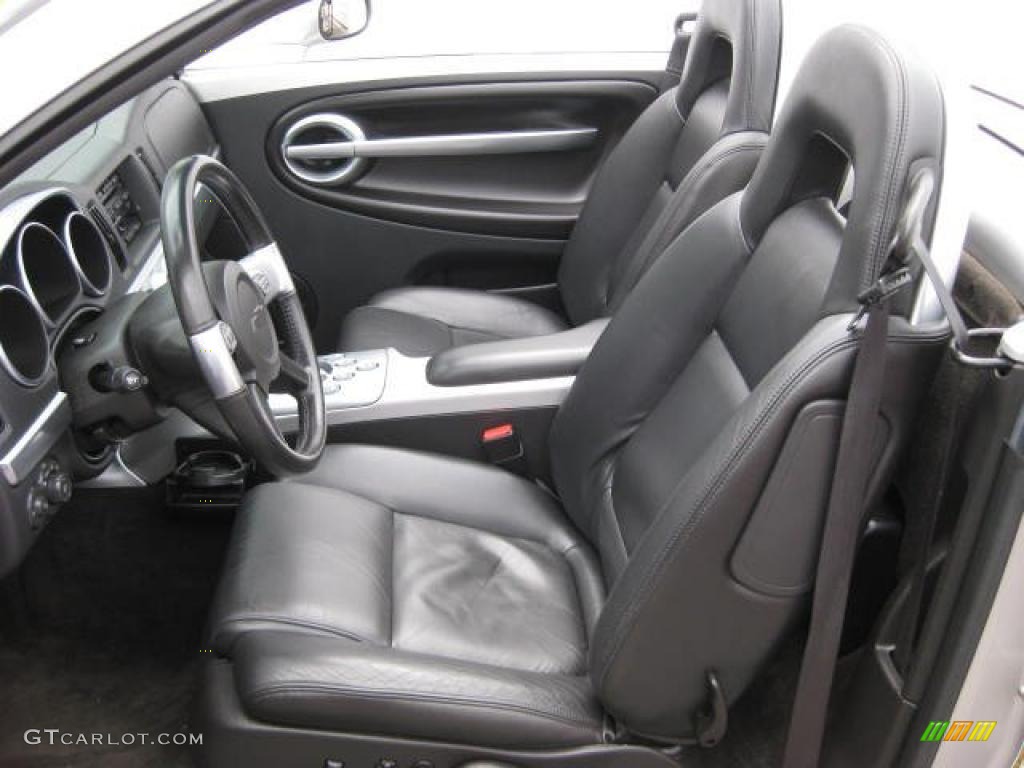 Ebony Interior 2004 Chevrolet SSR Standard SSR Model Photo #45952020
