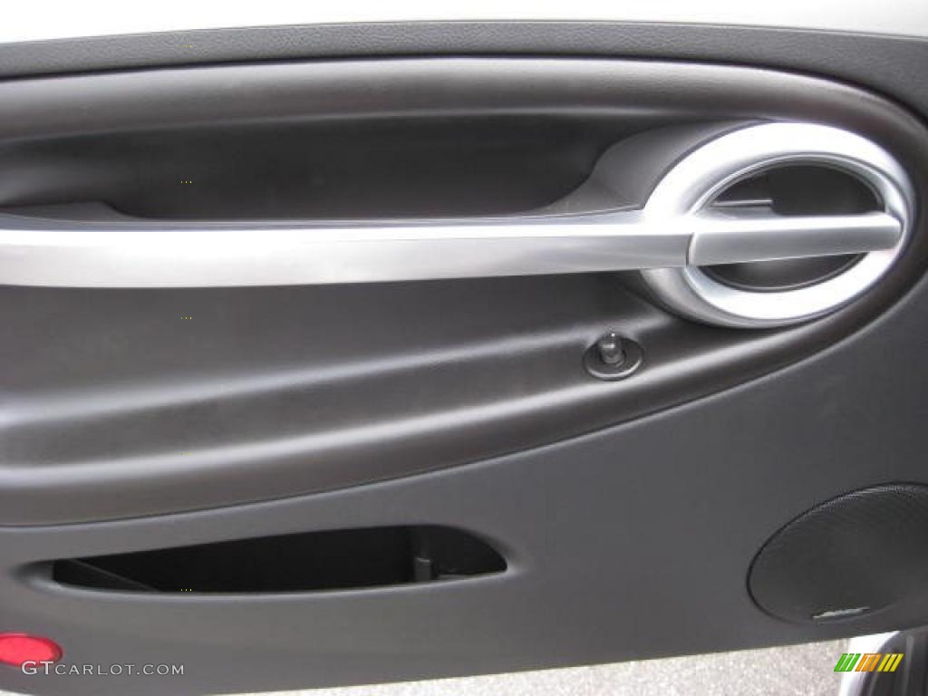 2004 Chevrolet SSR Standard SSR Model Ebony Door Panel Photo #45952038