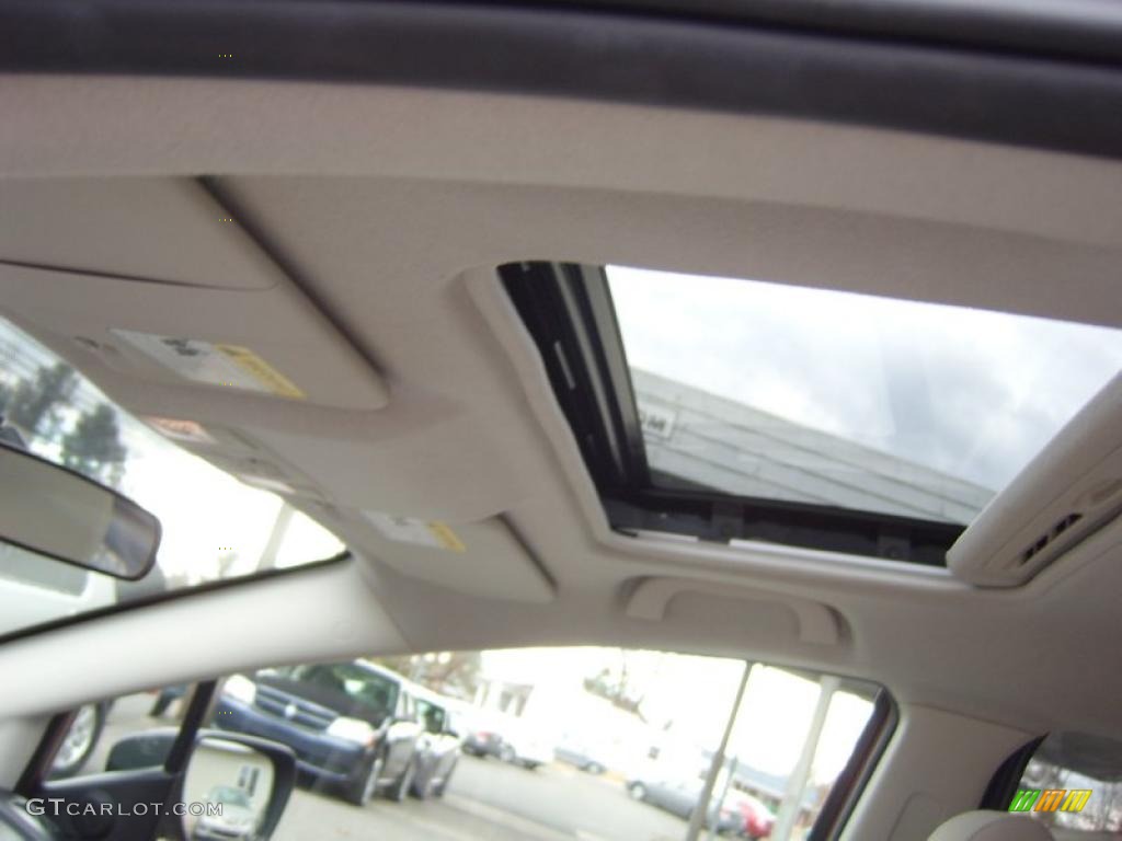 2008 MAZDA5 Touring - Copper Red / Sand photo #15