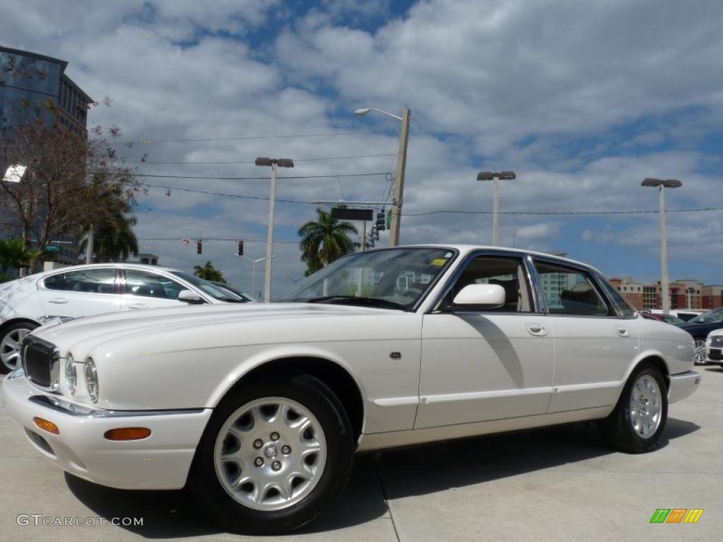 White Onyx 2003 Jaguar XJ XJ8 Exterior Photo #45953795