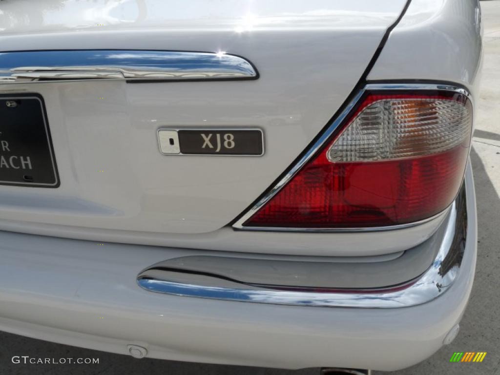 2003 Jaguar XJ XJ8 Marks and Logos Photo #45953918