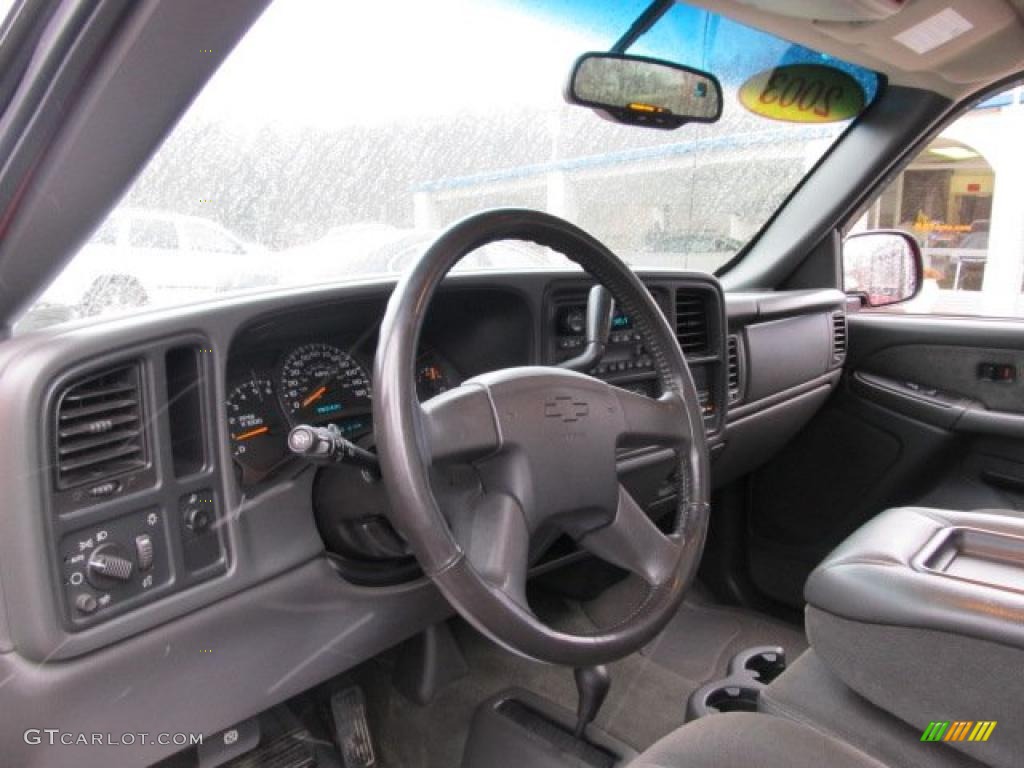 2003 Silverado 1500 Z71 Regular Cab 4x4 - Victory Red / Dark Charcoal photo #7