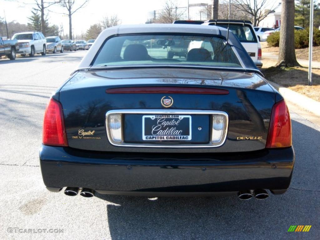 2002 DeVille Sedan - Blue Onyx Metallic / Dark Gray photo #3