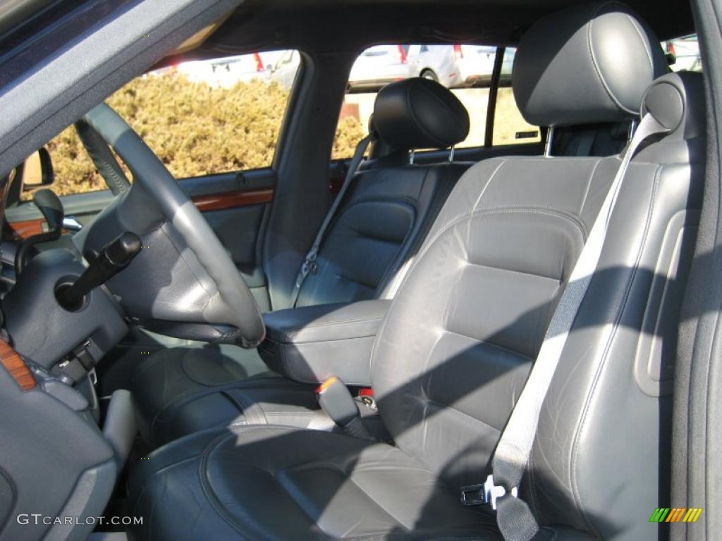 2002 DeVille Sedan - Blue Onyx Metallic / Dark Gray photo #11